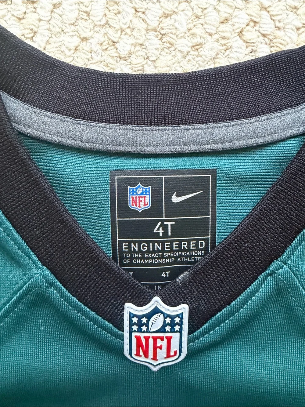Nike Toddler Philadelphia Eagles #6 Green Football Jersey - Picture 3 of 5